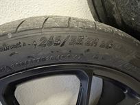 set-of-tires-and-rims-porsche-992-gt3