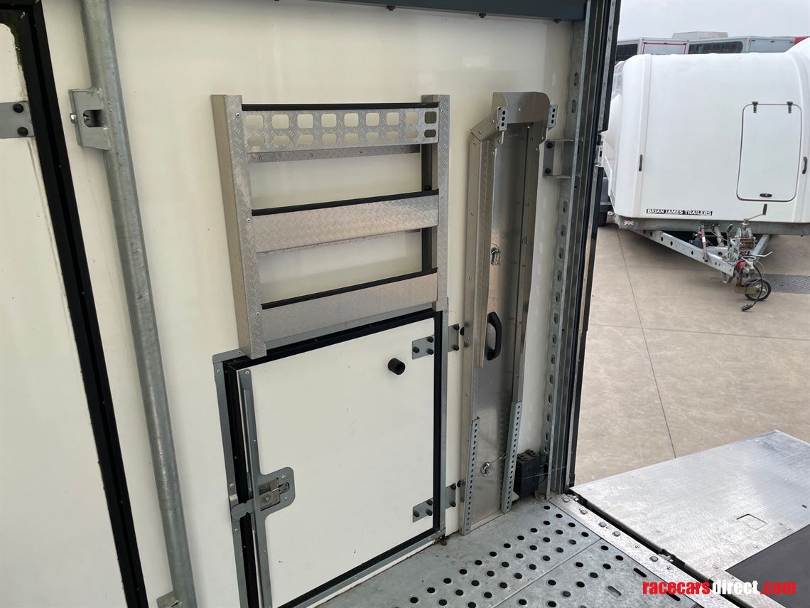 brian-james-race-transporter-6-car-trailers