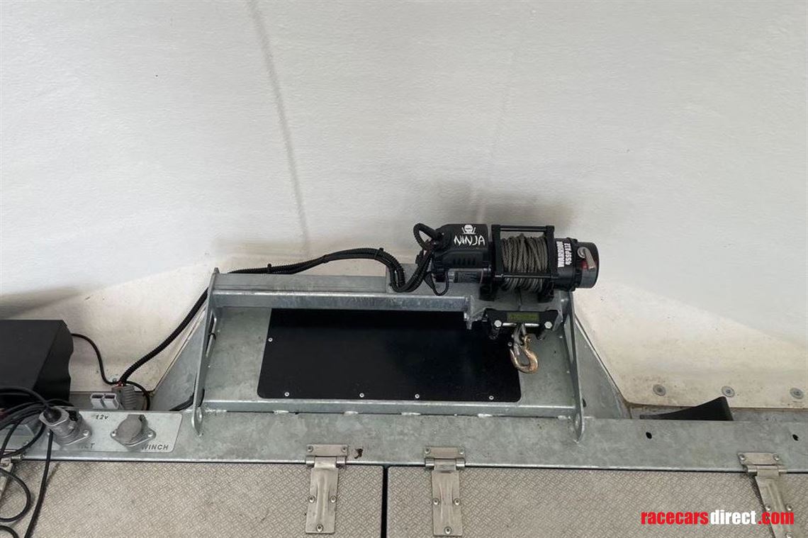 brian-james-race-transporter-6-car-trailers