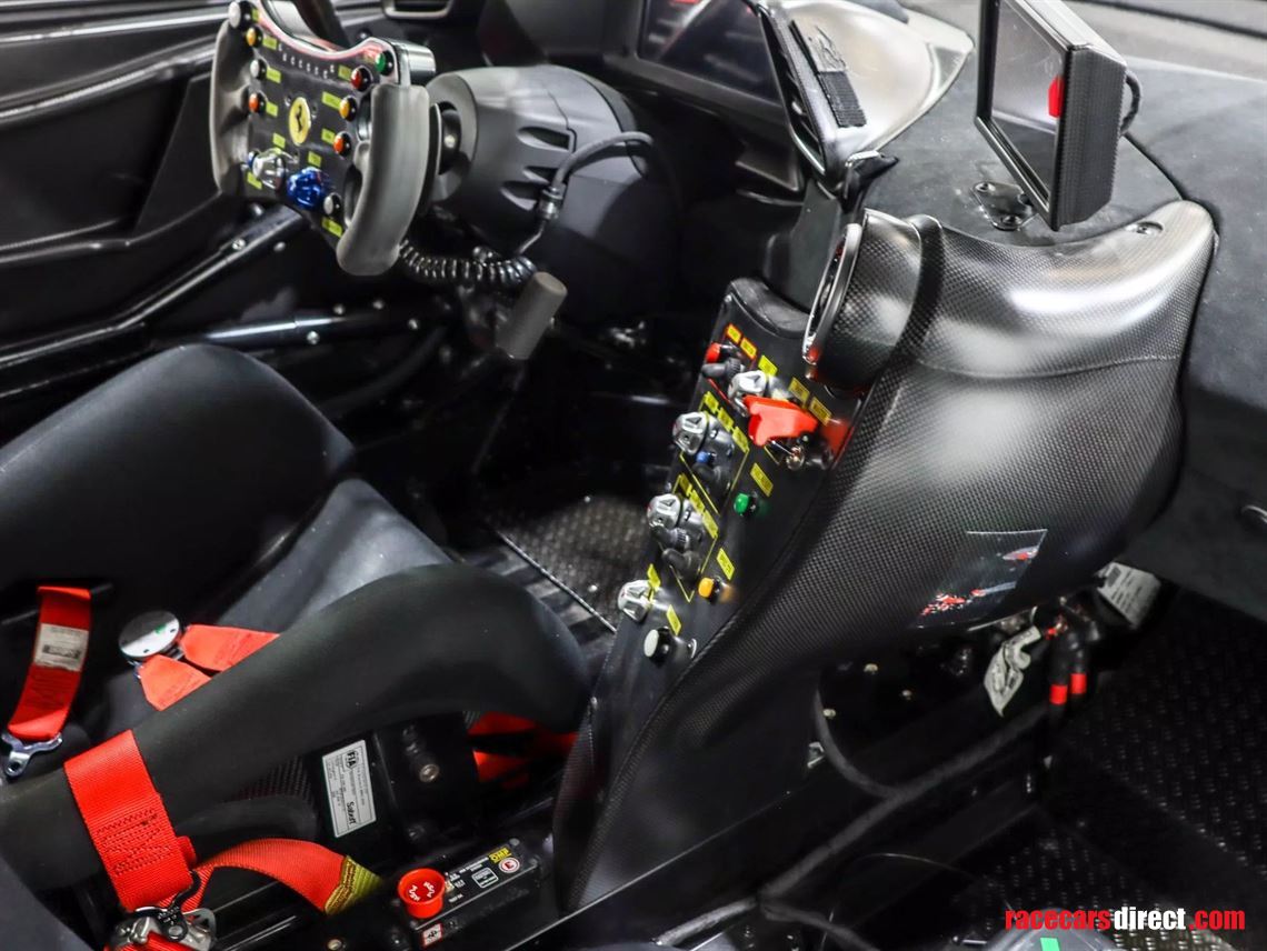 2019-ferrari-488-challenge-evo