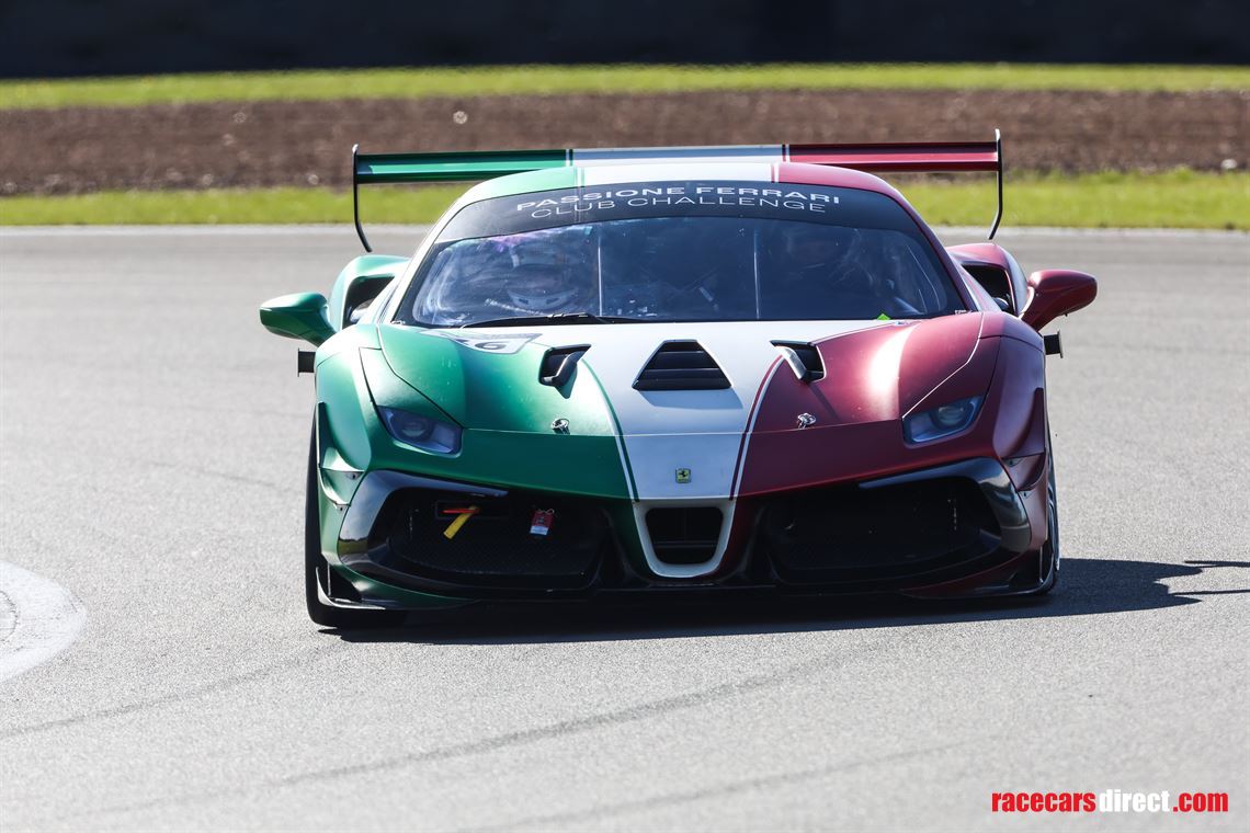 2019-ferrari-488-challenge-evo