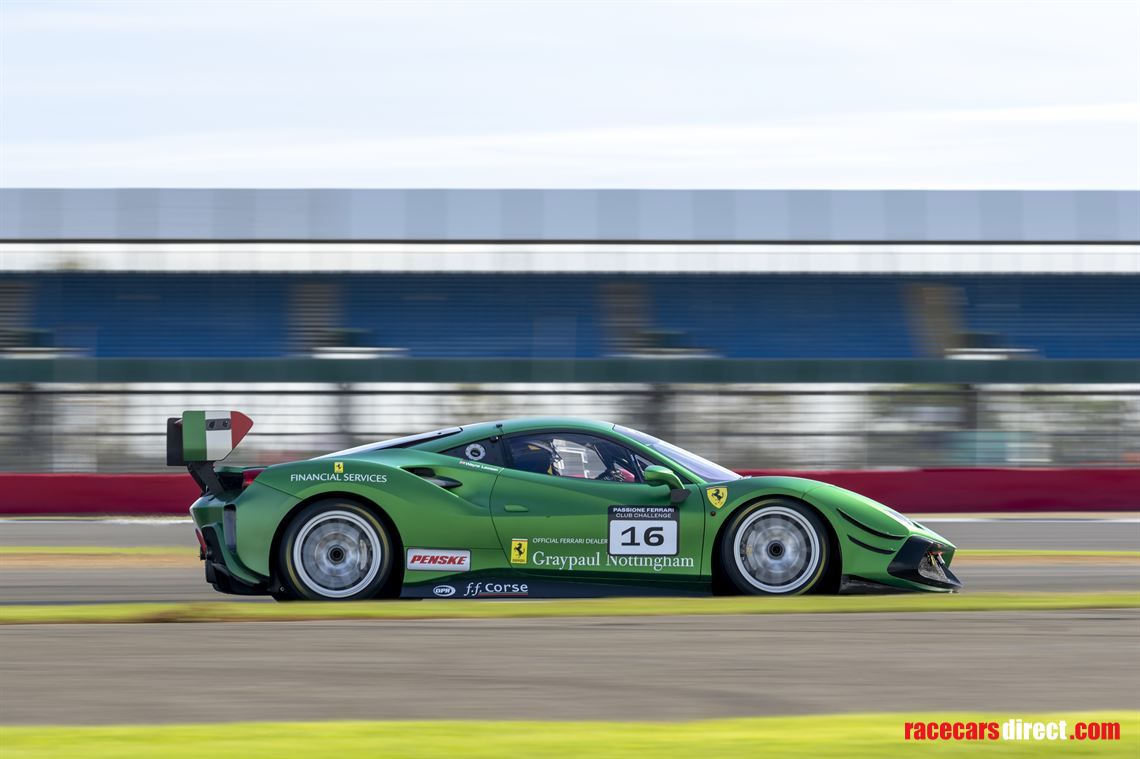2019-ferrari-488-challenge-evo