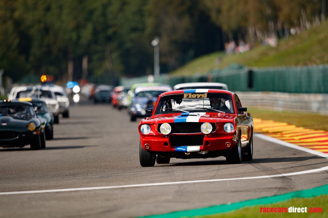 ford-mustang-350-gt-top-spec