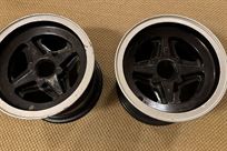 lotus-knock-on-wheels