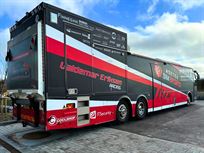 race-team-transporter