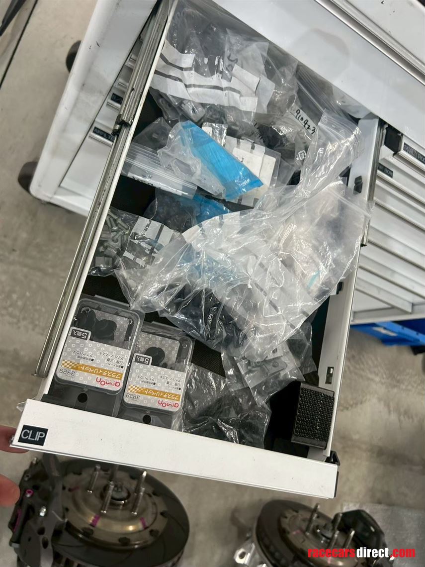 2020-mercedes-amg-gt4-evo