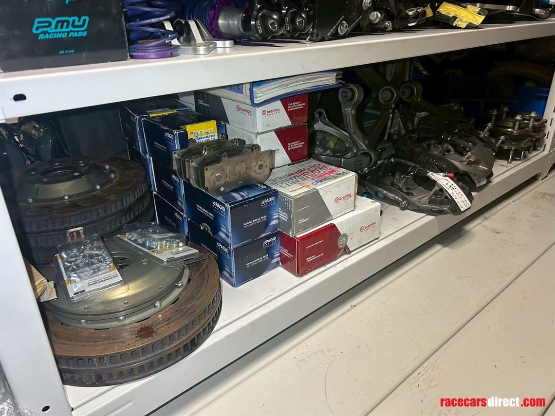 2020-mercedes-amg-gt4-evo