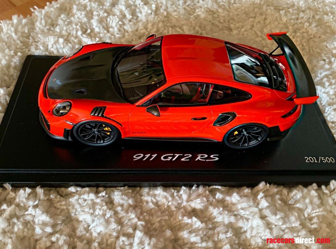 spark-porsche-model-car-collection-118-143