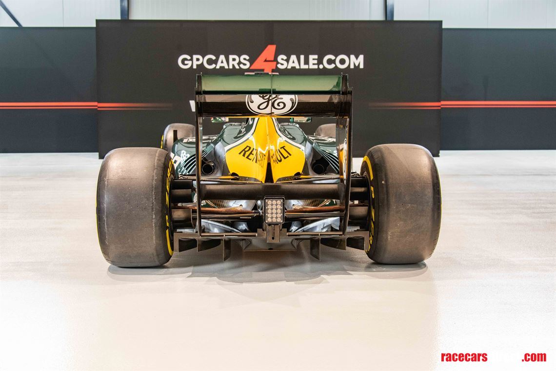 formula-1-caterham-ct01-2012---ex-petrov