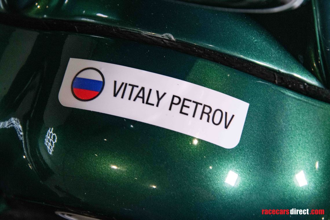 formula-1-caterham-ct01-2012---ex-petrov
