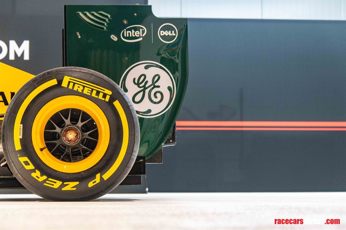 formula-1-caterham-ct01-2012---ex-petrov