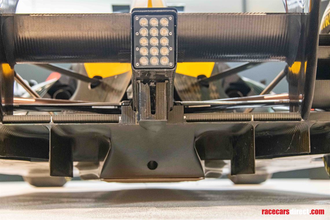 formula-1-caterham-ct01-2012---ex-petrov