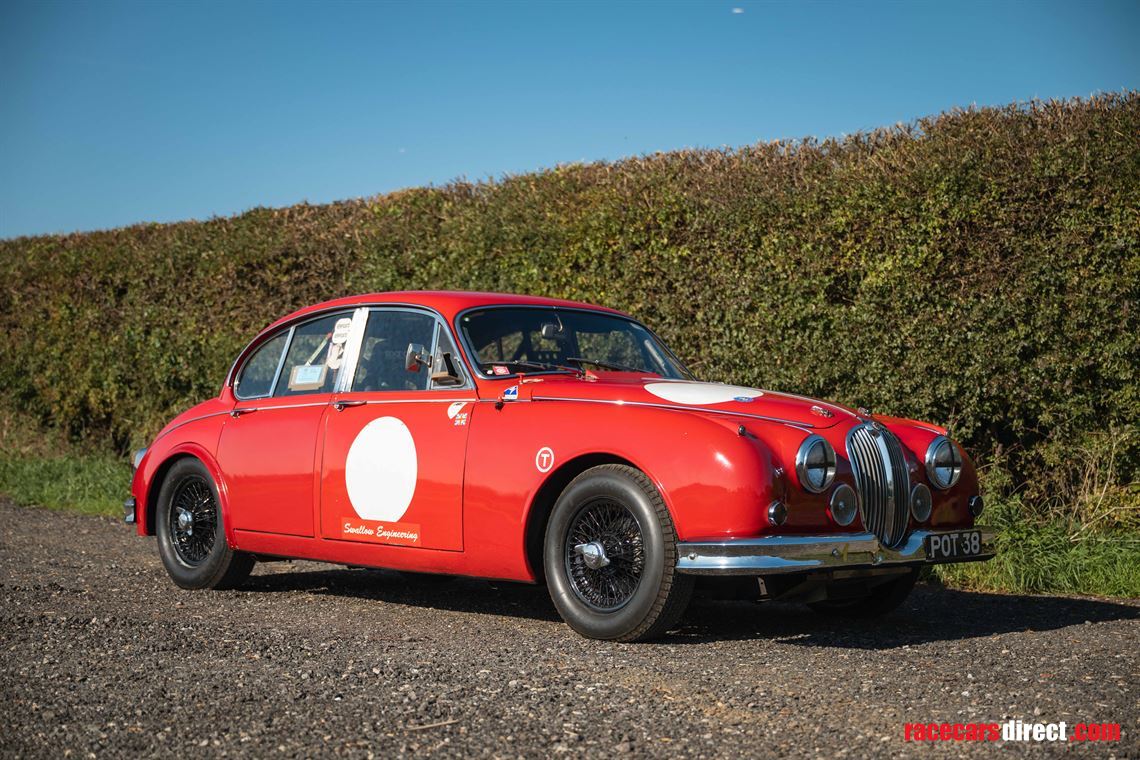 jaguar-mk-2-race-car---fia-htp