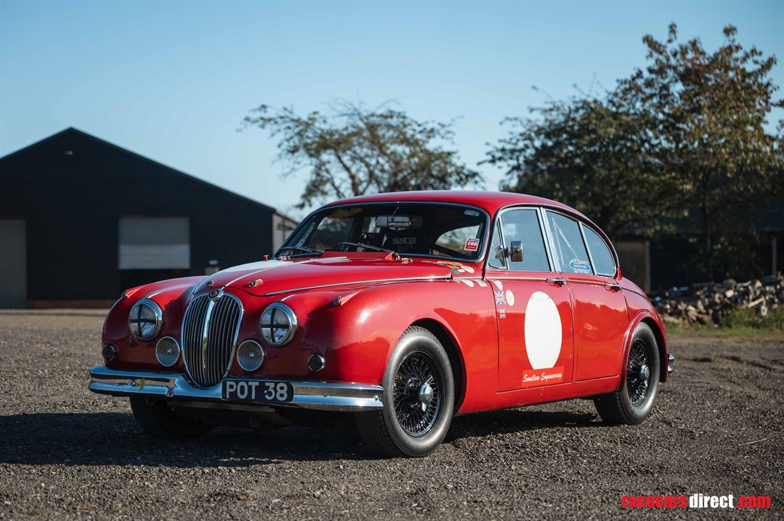 jaguar-mk-2-race-car---fia-htp