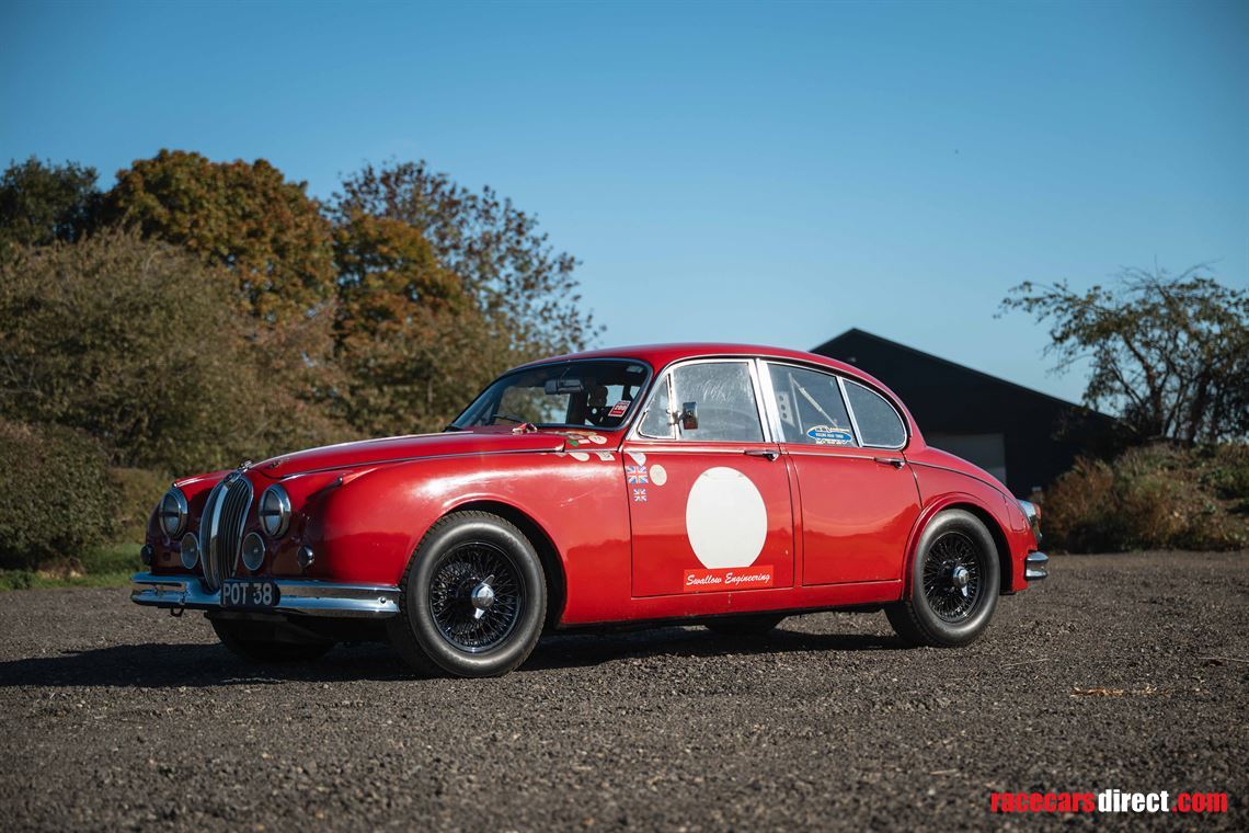 jaguar-mk-2-race-car---fia-htp
