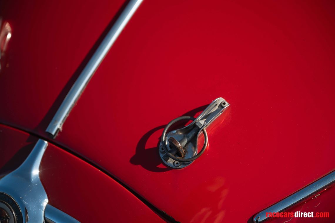 jaguar-mk-2-race-car---fia-htp