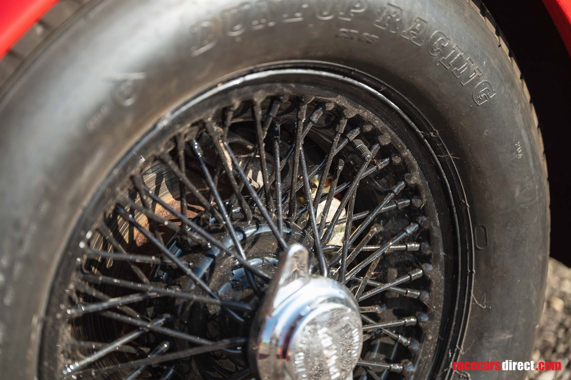 jaguar-mk-2-race-car---fia-htp