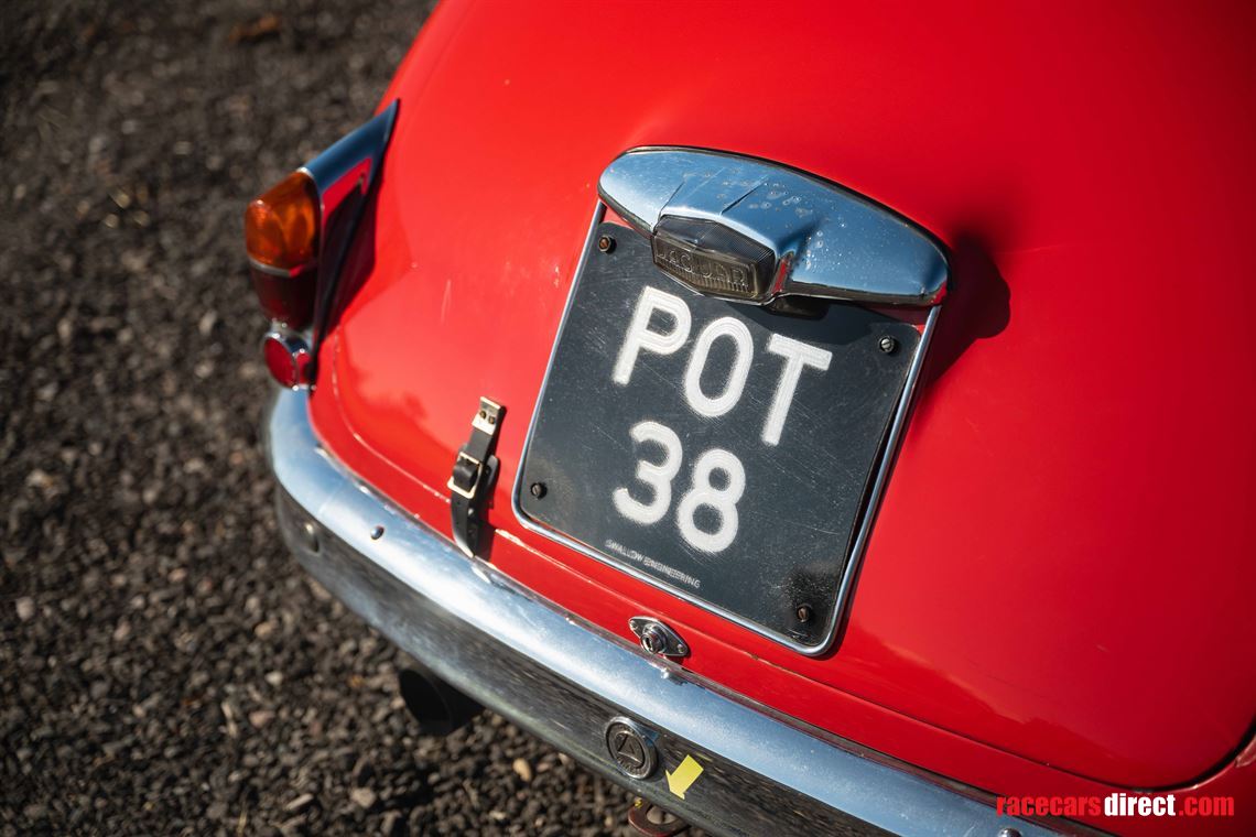 jaguar-mk-2-race-car---fia-htp