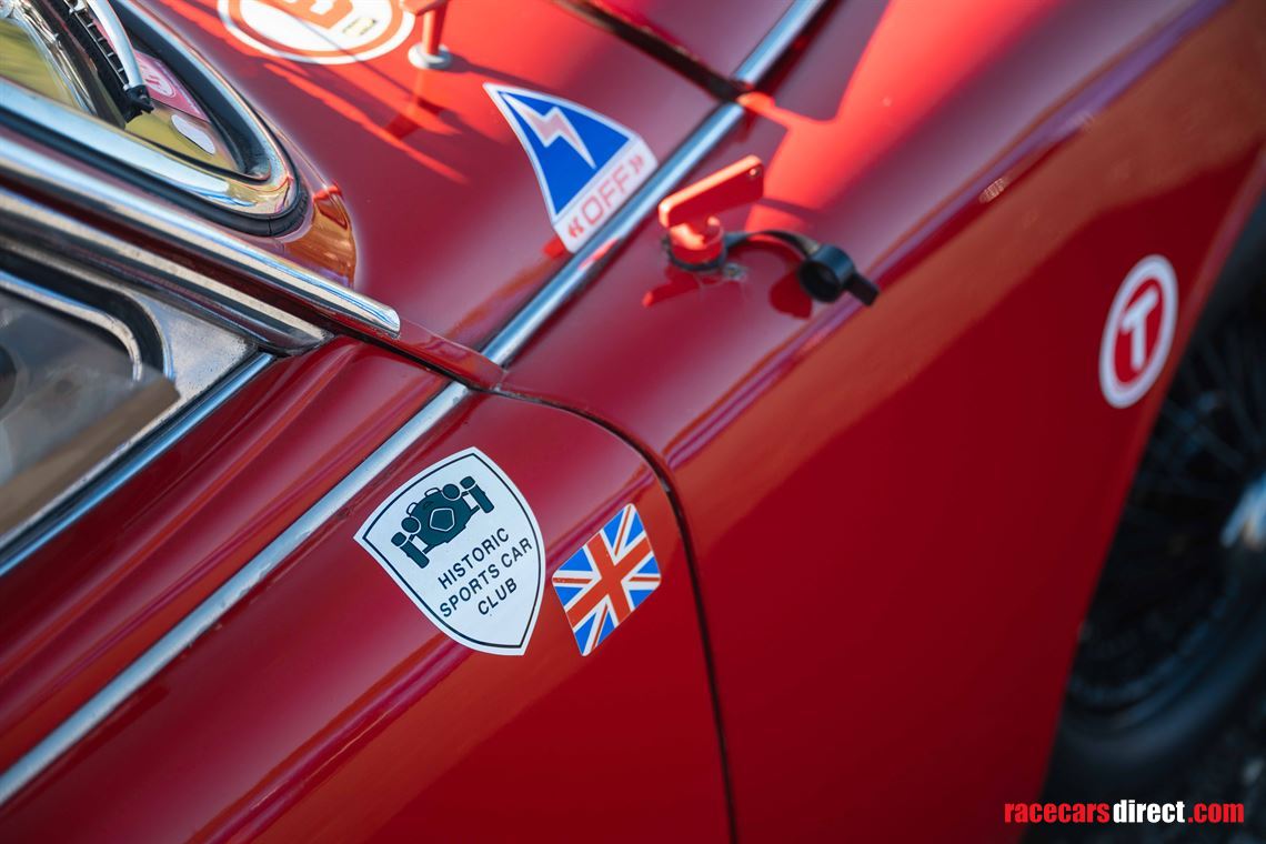 jaguar-mk-2-race-car---fia-htp