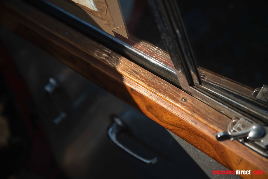 jaguar-mk-2-race-car---fia-htp