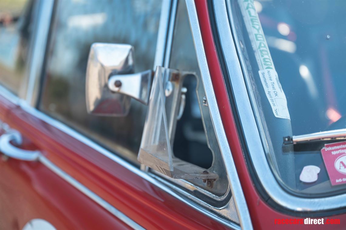 jaguar-mk-2-race-car---fia-htp