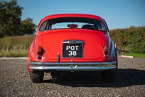 jaguar-mk-2-race-car---fia-htp