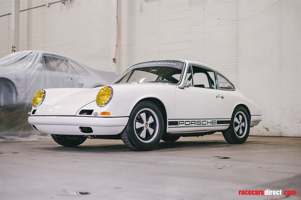 1967-porsche-911r-tribute