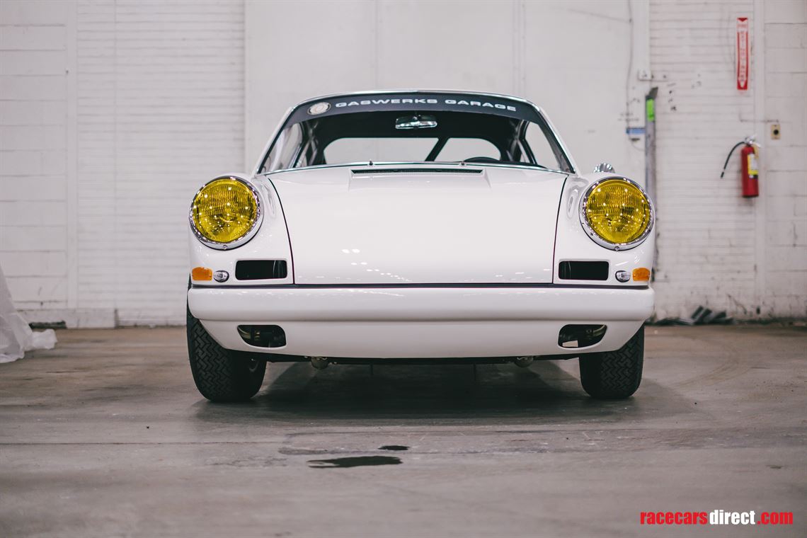 1967-porsche-911r-tribute