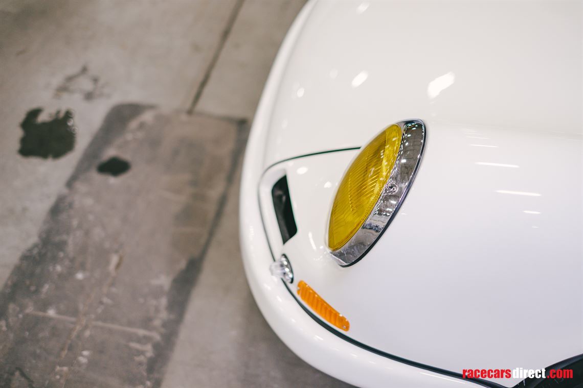 1967-porsche-911r-tribute