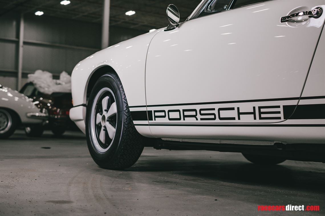 1967-porsche-911r-tribute