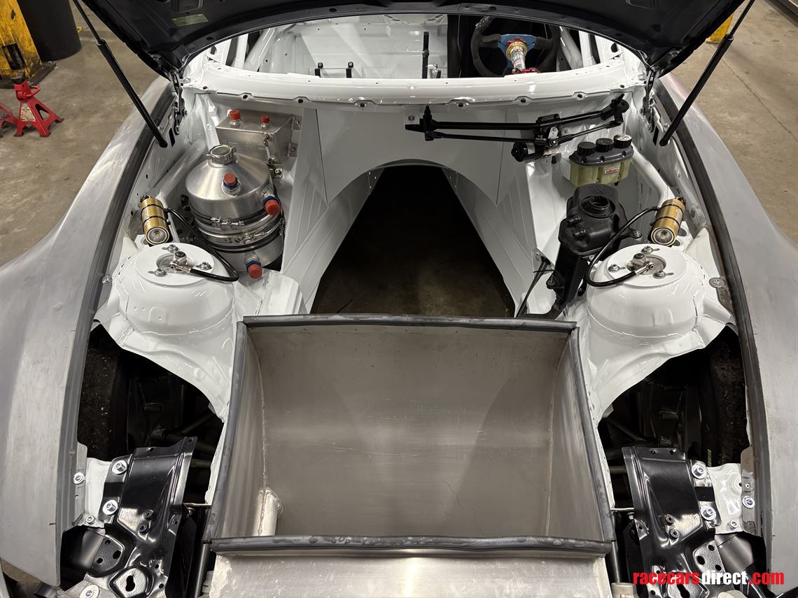 bmw-z4-gtr-v10-engine-sequential-gearbox-flos