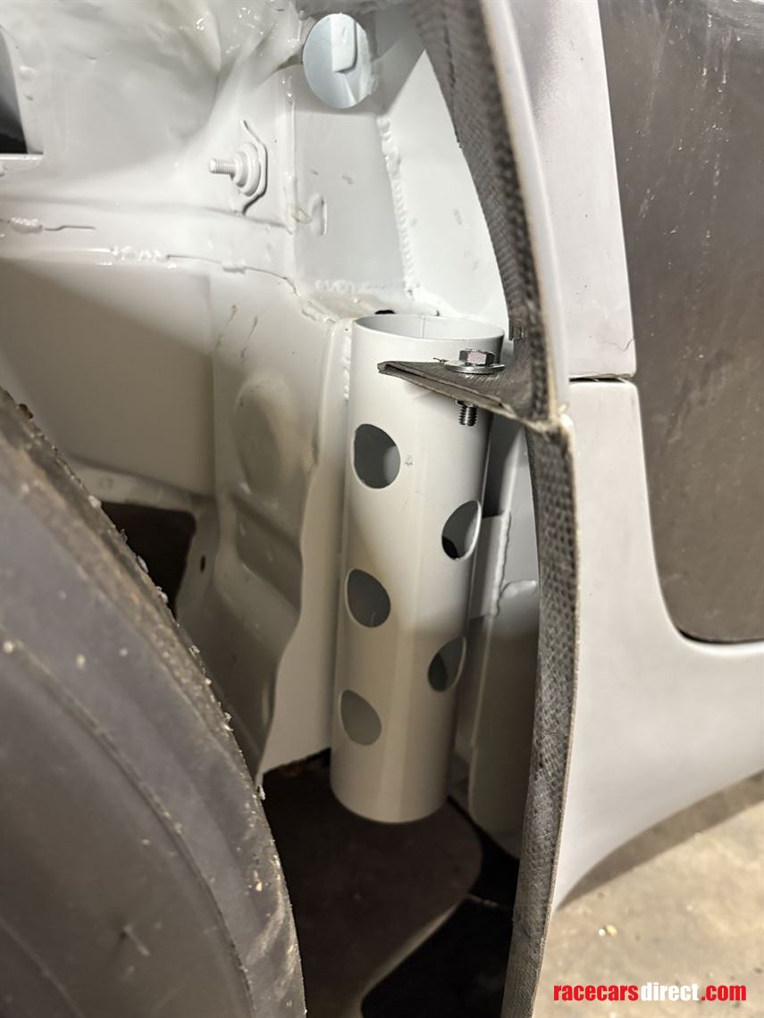 bmw-z4-gtr-v10-engine-sequential-gearbox-flos