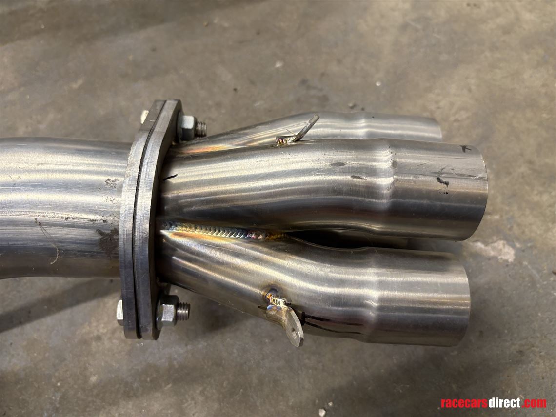 bmw-z4-gtr-v10-engine-sequential-gearbox-flos