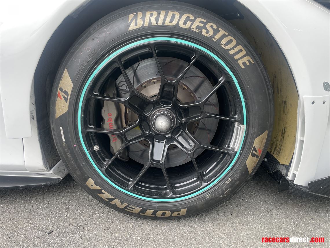 2017-ferrari-488-gt3