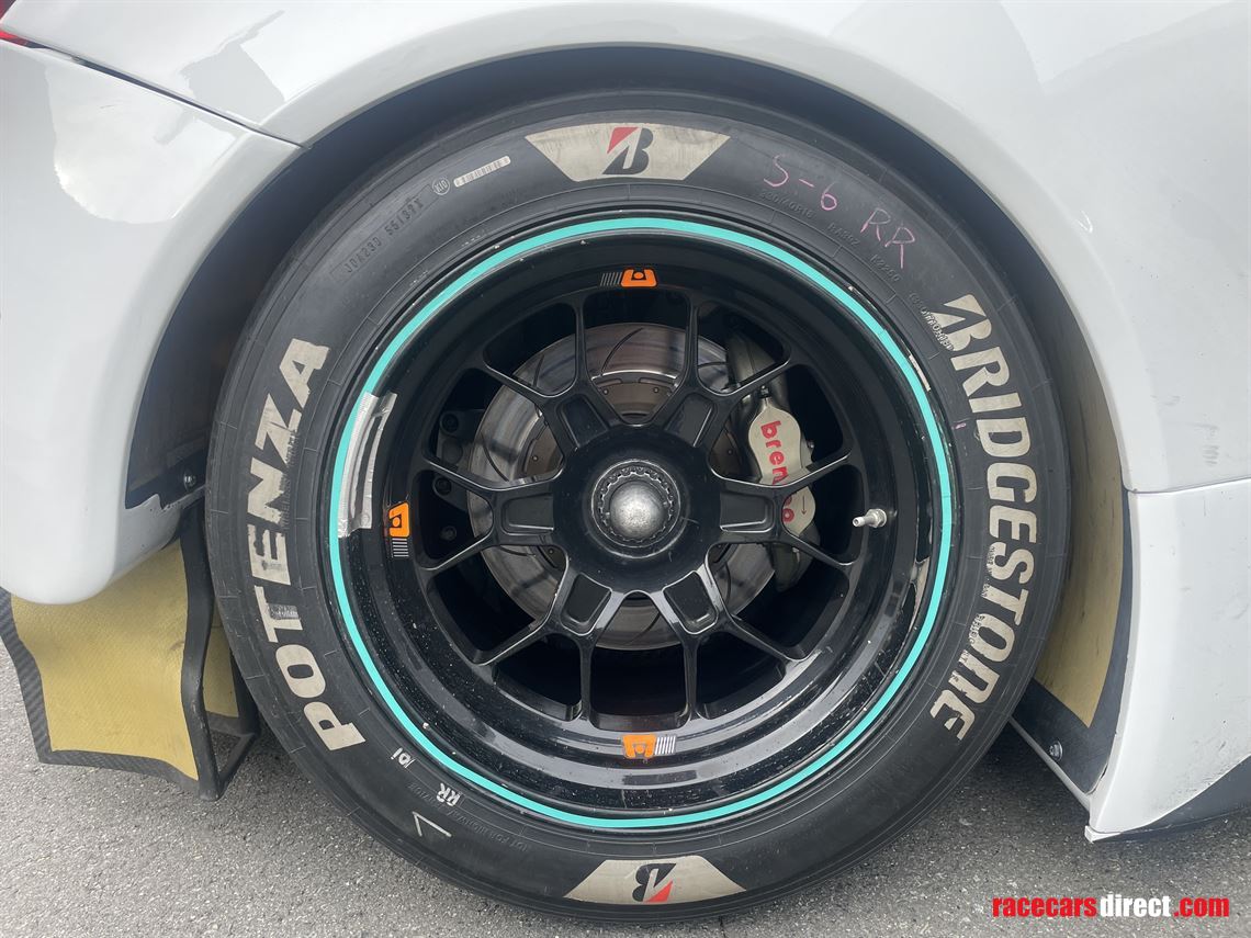 2017-ferrari-488-gt3