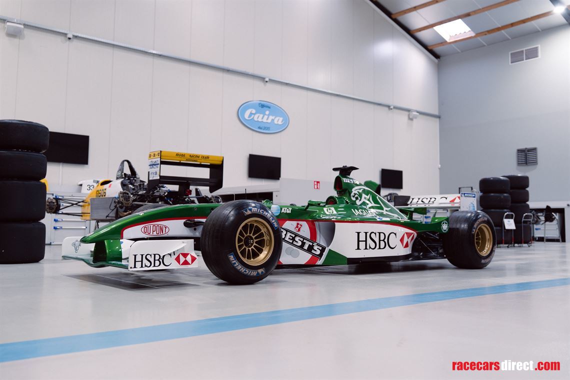 f1-jaguar-r3-06