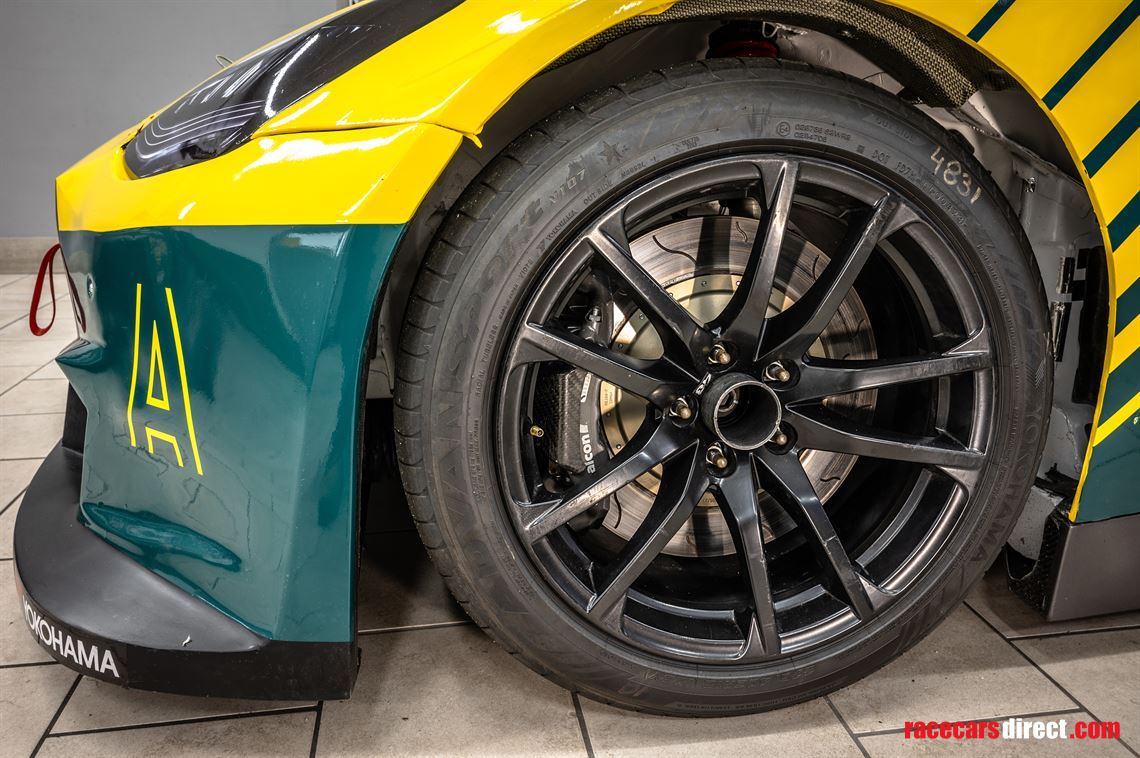 3-x-tesla-model-3-stcc-epwr