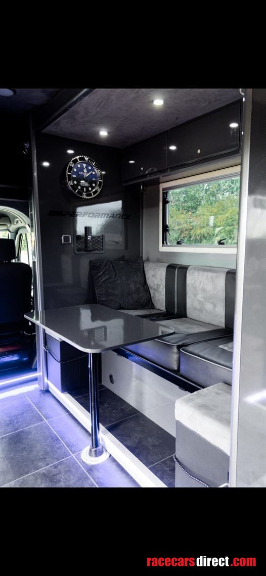 renault-master-pop-out-motorhomerace-camper