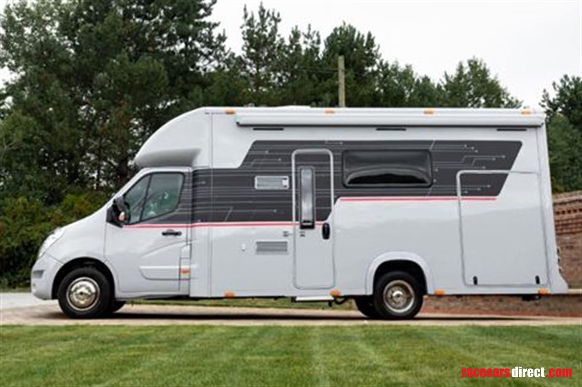 renault-master-pop-out-motorhomerace-camper