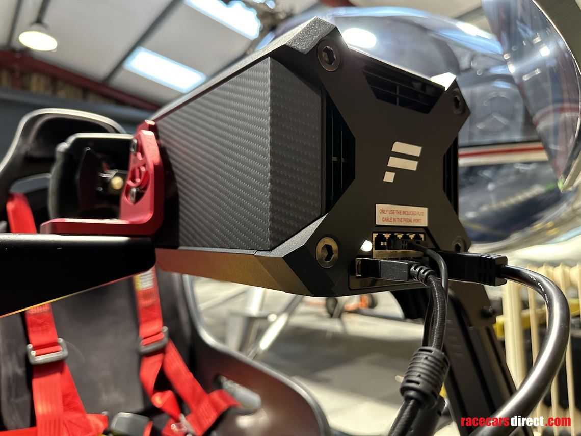 fanatec-elite-series-simulator