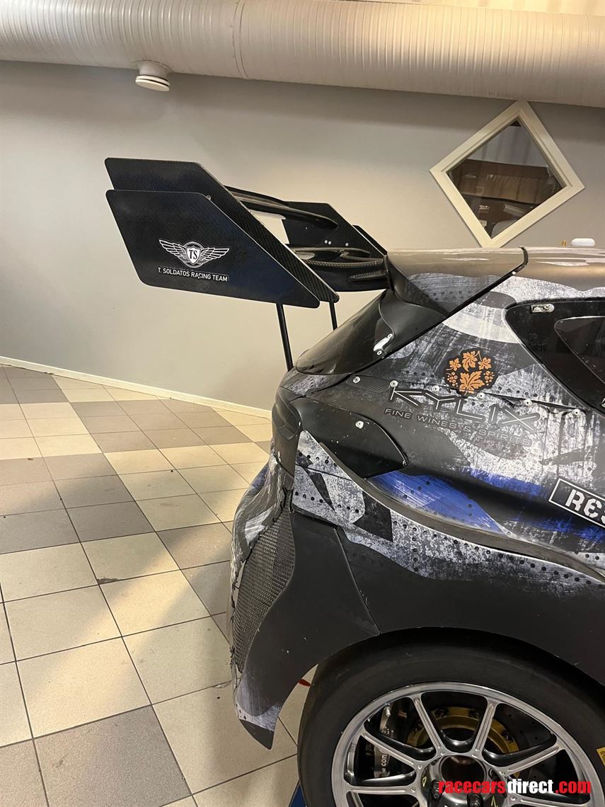 ford-fiesta-st-mk8-custom-built-by-olsbergs-m