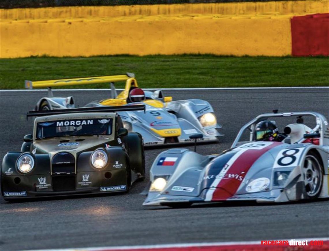 lola-b2k40-hu07-champion-2002