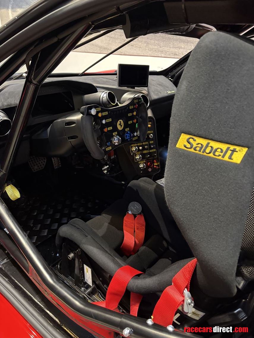 ferrari-296-challenge-brand-new-0-km-2025