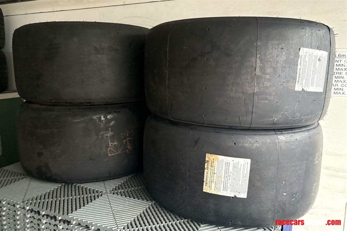 pirelli-slicks-305660x18-new-unused