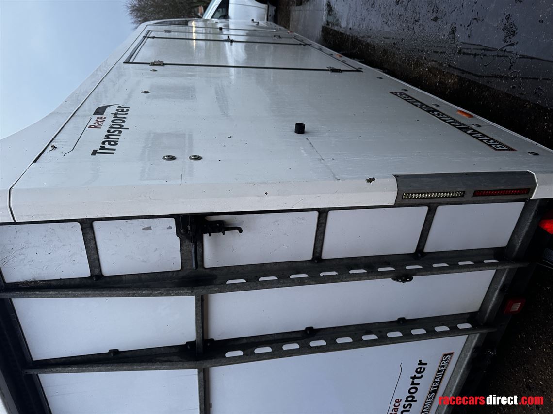 brian-james-race-transporter-6