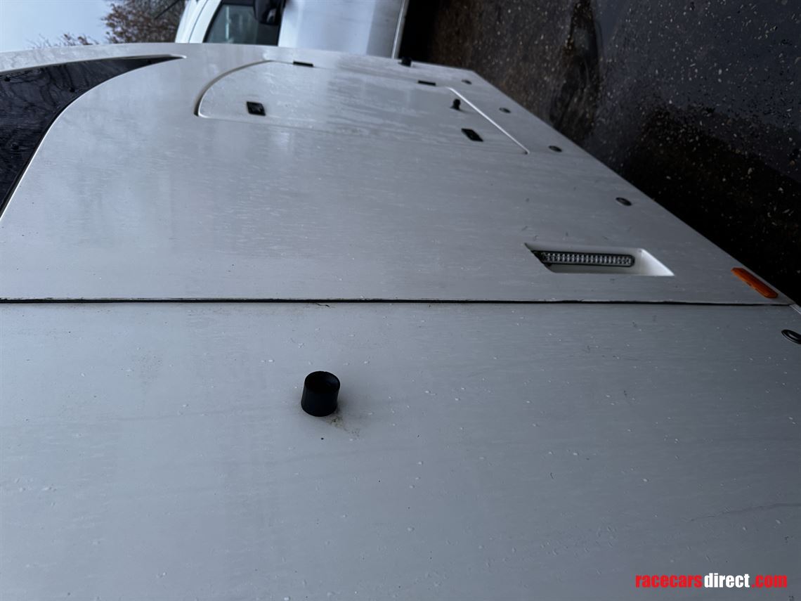 brian-james-race-transporter-6