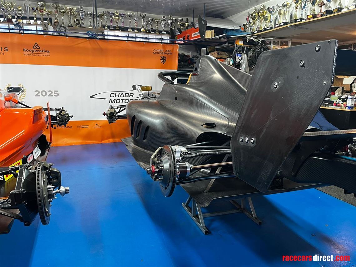 available-seat-f4cez-championship