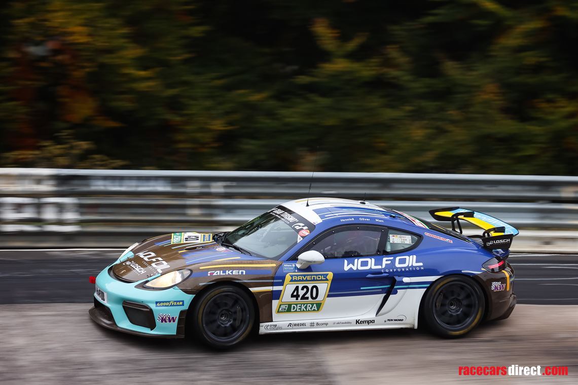 718-porsche-gt4-cayman-cs