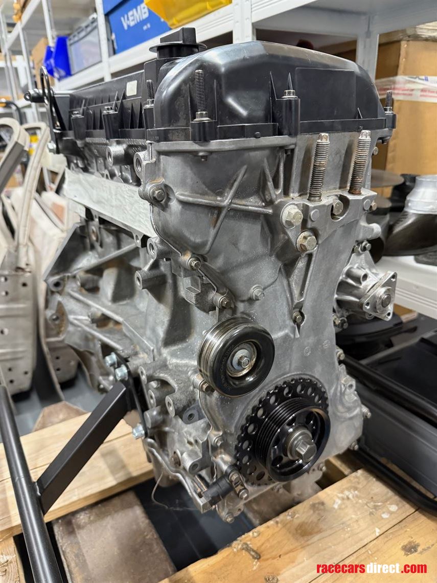 freshly-built-forged-ford-duratec-20ltr-engin