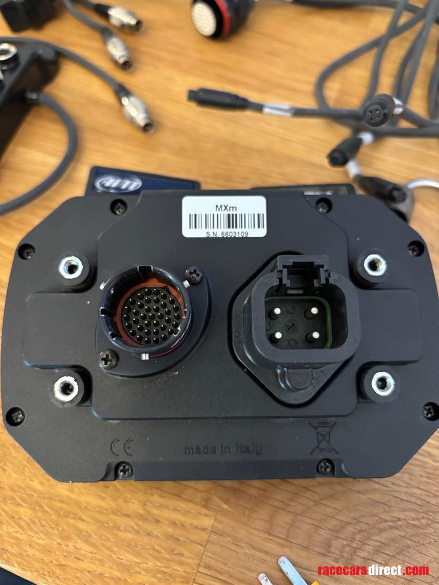 aim-mxm-dash-data-logger